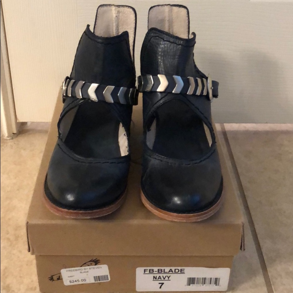 FreeBird Bootie